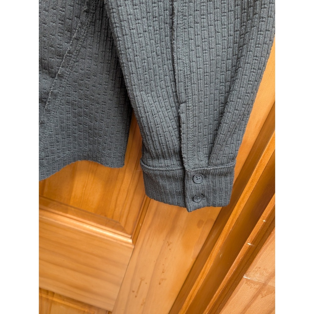New In Men Large Jacket Gray Button Front Ragged Edges Seams Heavy Cable Knit - Picture 3 of 11